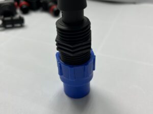 Pointe en polyéthylène d'un diamètre de 16 mm et 1/2 pouce de compression