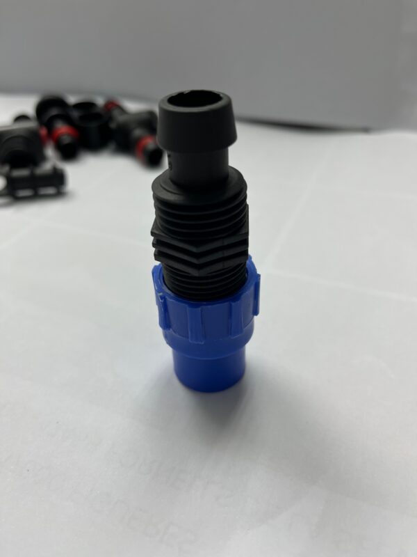 Pointe en polyéthylène d'un diamètre de 16 mm et 1/2 pouce de compression