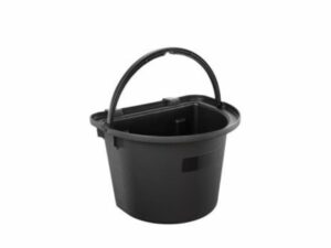 Menjadora per a cavalls de plàstic